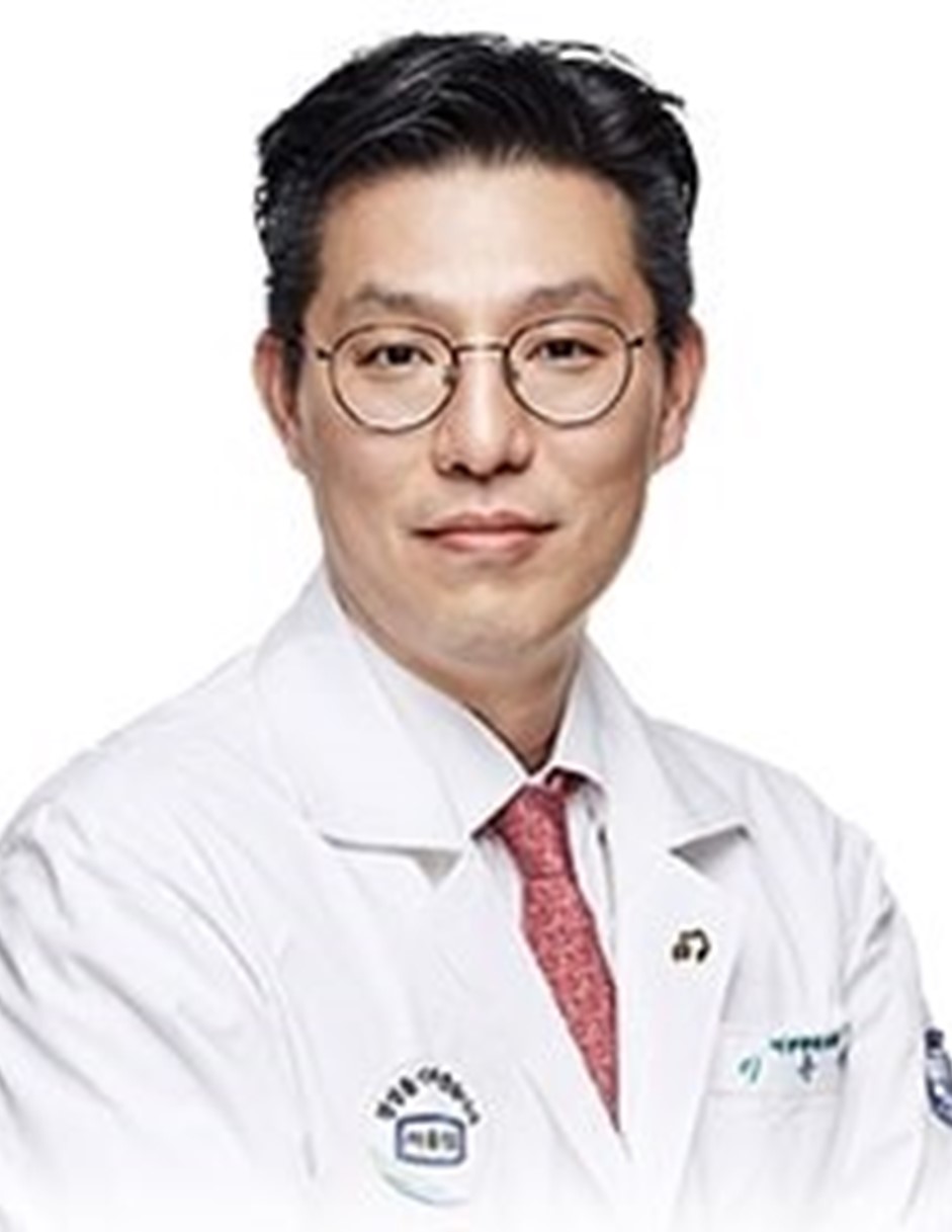 Yoon-Suk Lee